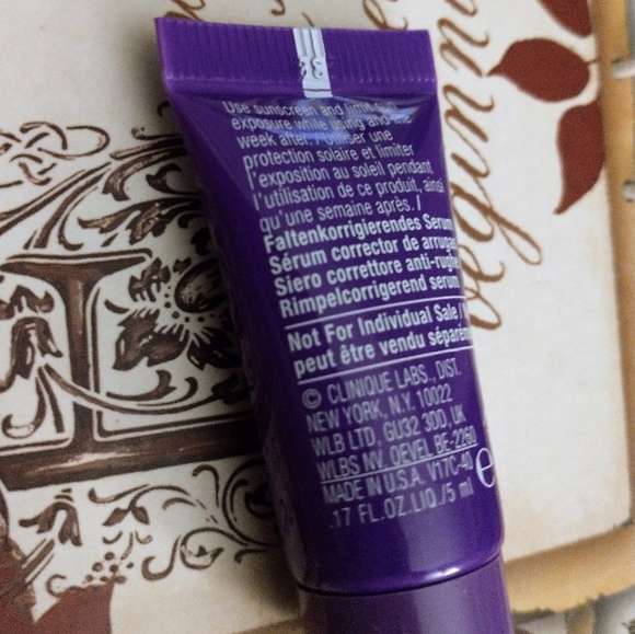 Clinique Smart Clinical Repair Wrinkle Correcting Serum . 17 oz Mini - Picture 3 of 3